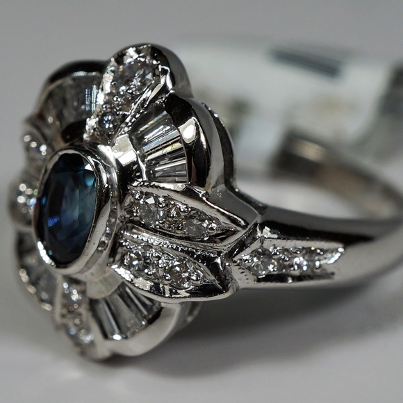 14KW Gold Genuine Sapphire & Diamond Ring - Picture 3 of 7